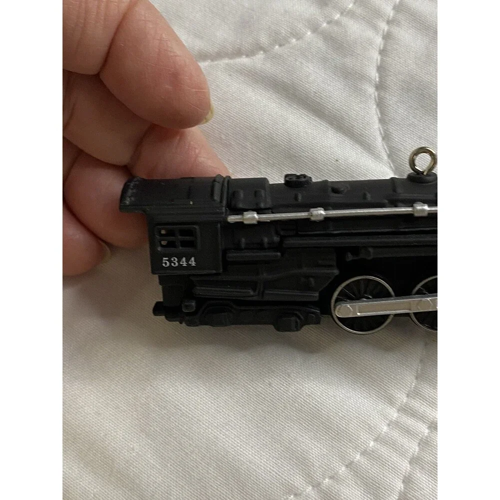 Hallmark Christmas Ornament Lionel 700E Hudson Steam Locomotive Train 1996 NIB
